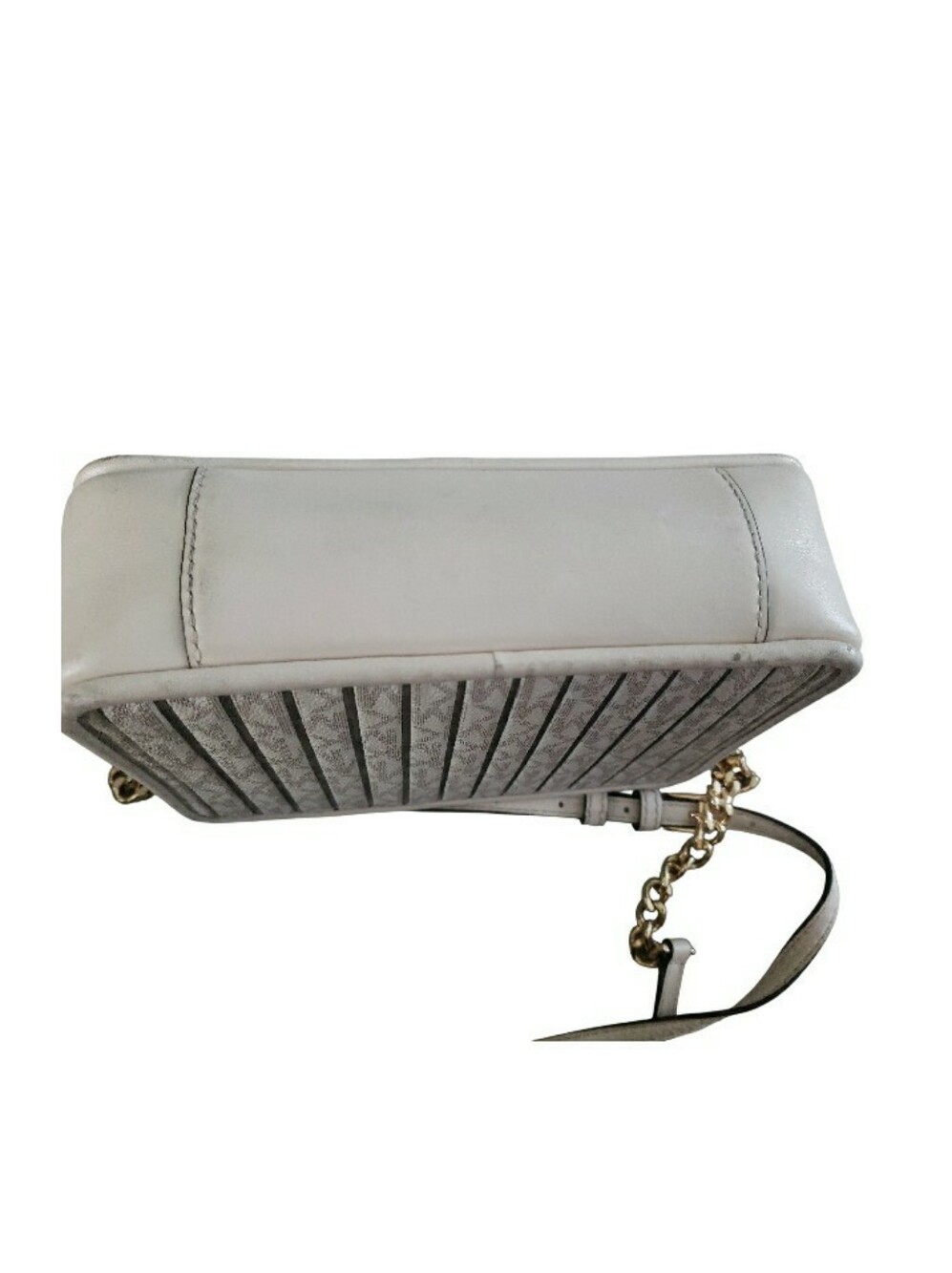 Michael Kors Crossbody - Picture 6 of 16
